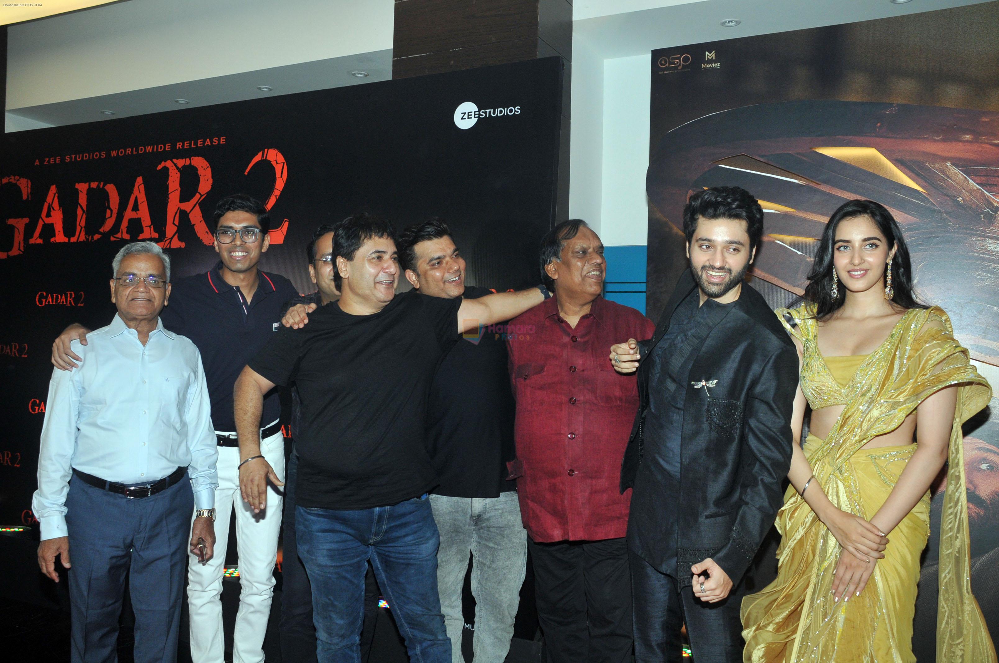 Kamal Mukut, Rana Bhatia, Simrat Kaur, Utkarsh Sharma at the Success Party of film Gadar 2 at JW Marriott in Juhu on 14th August 2023
