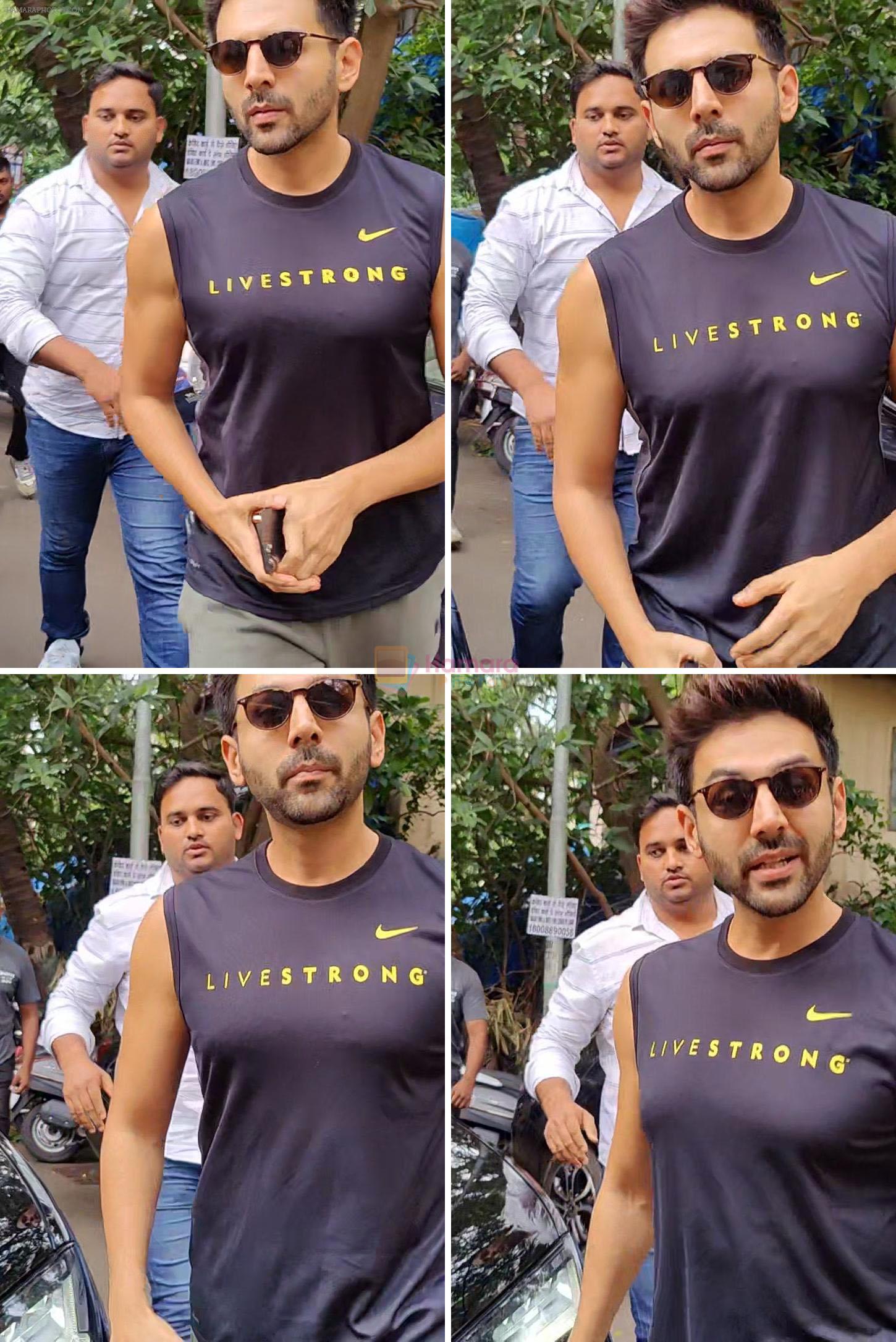 Kartik Aryan snapped at I Think Fitness in Juhu on 15th August 2023
