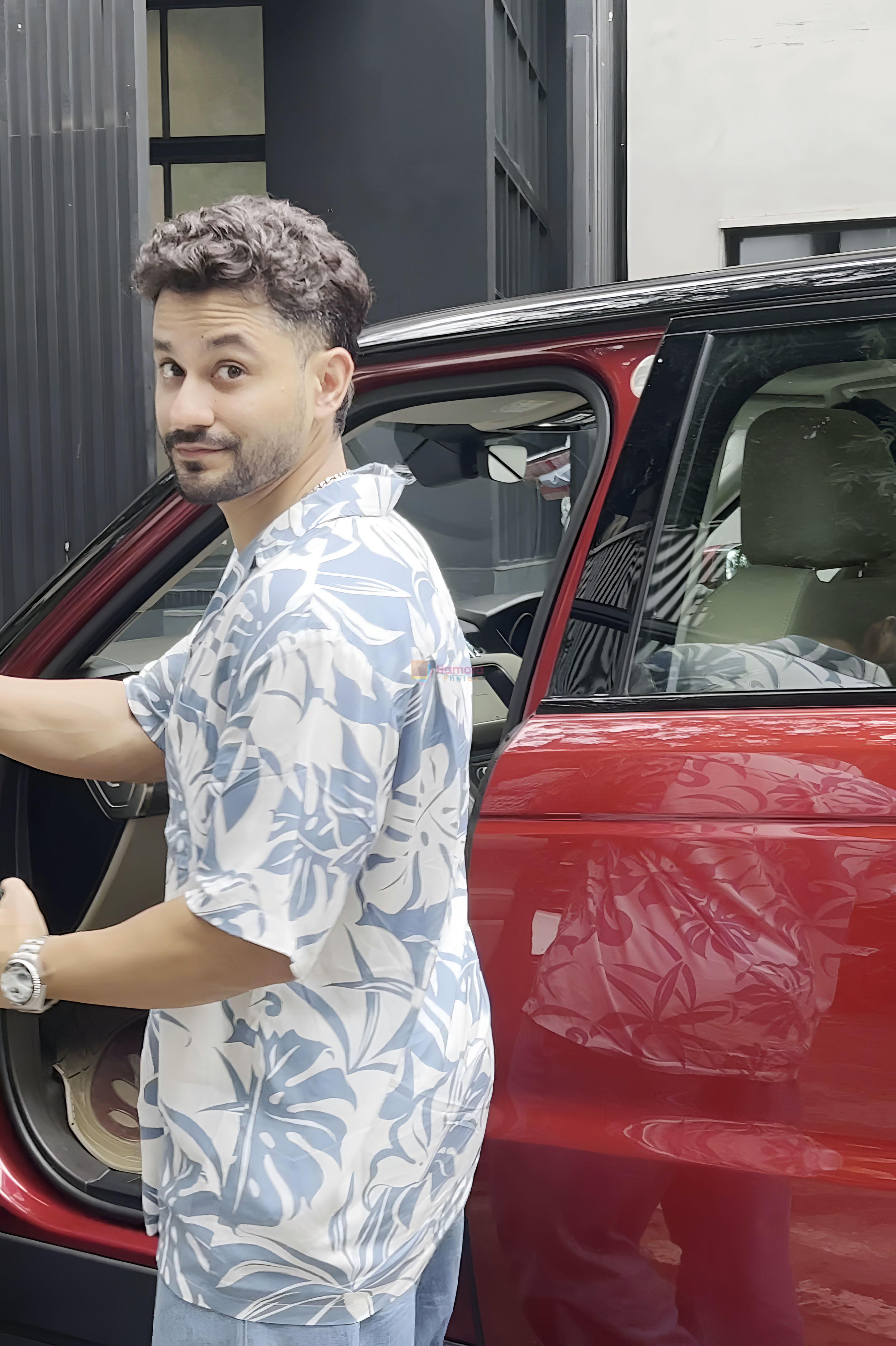 Kunal Khemu And Soha Ali Khan Spotted At Bandra on 26th August 2023