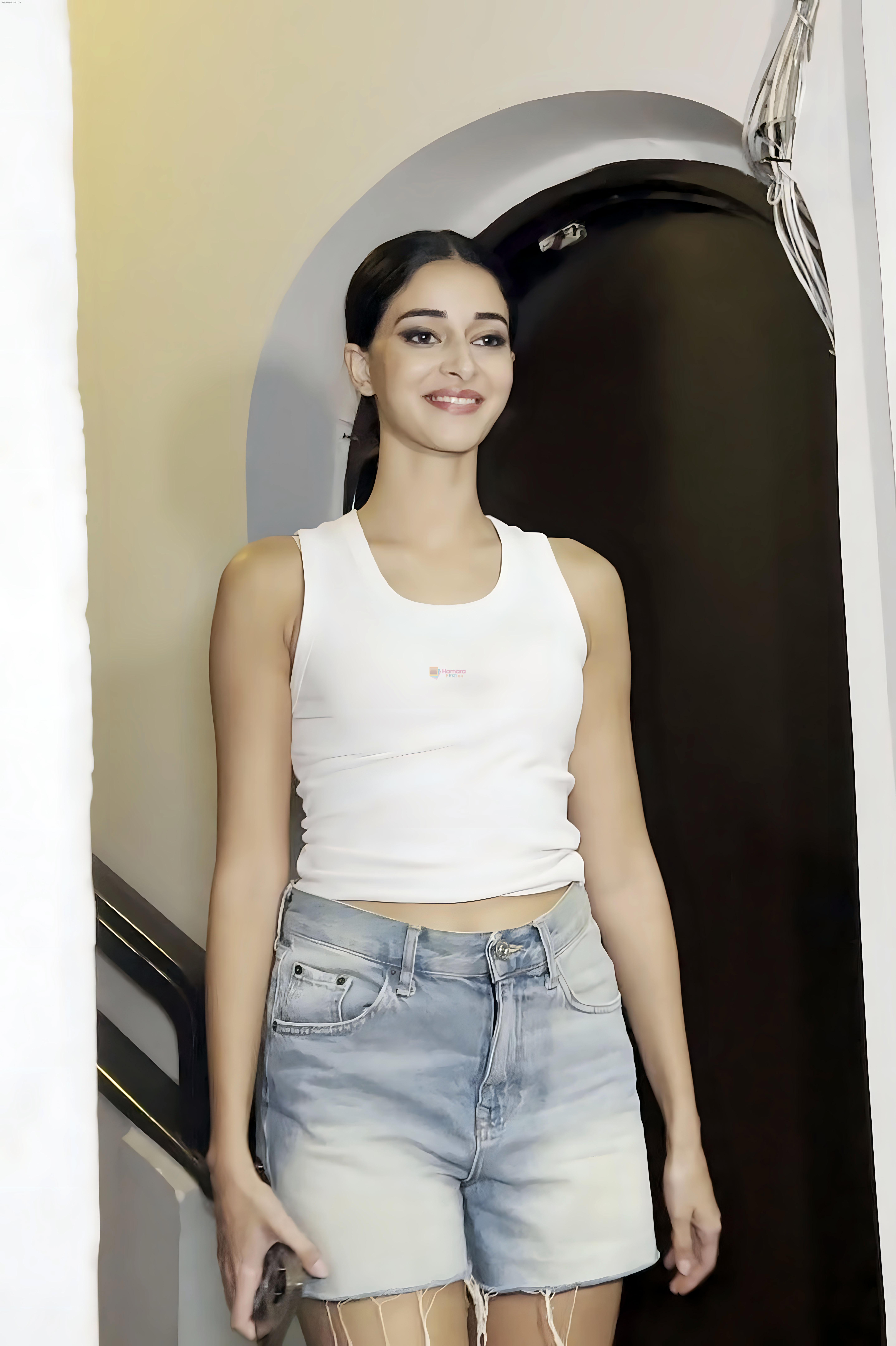 Ananya Panday Spotted at Krome Studio Bandra on 4th Sept 2023