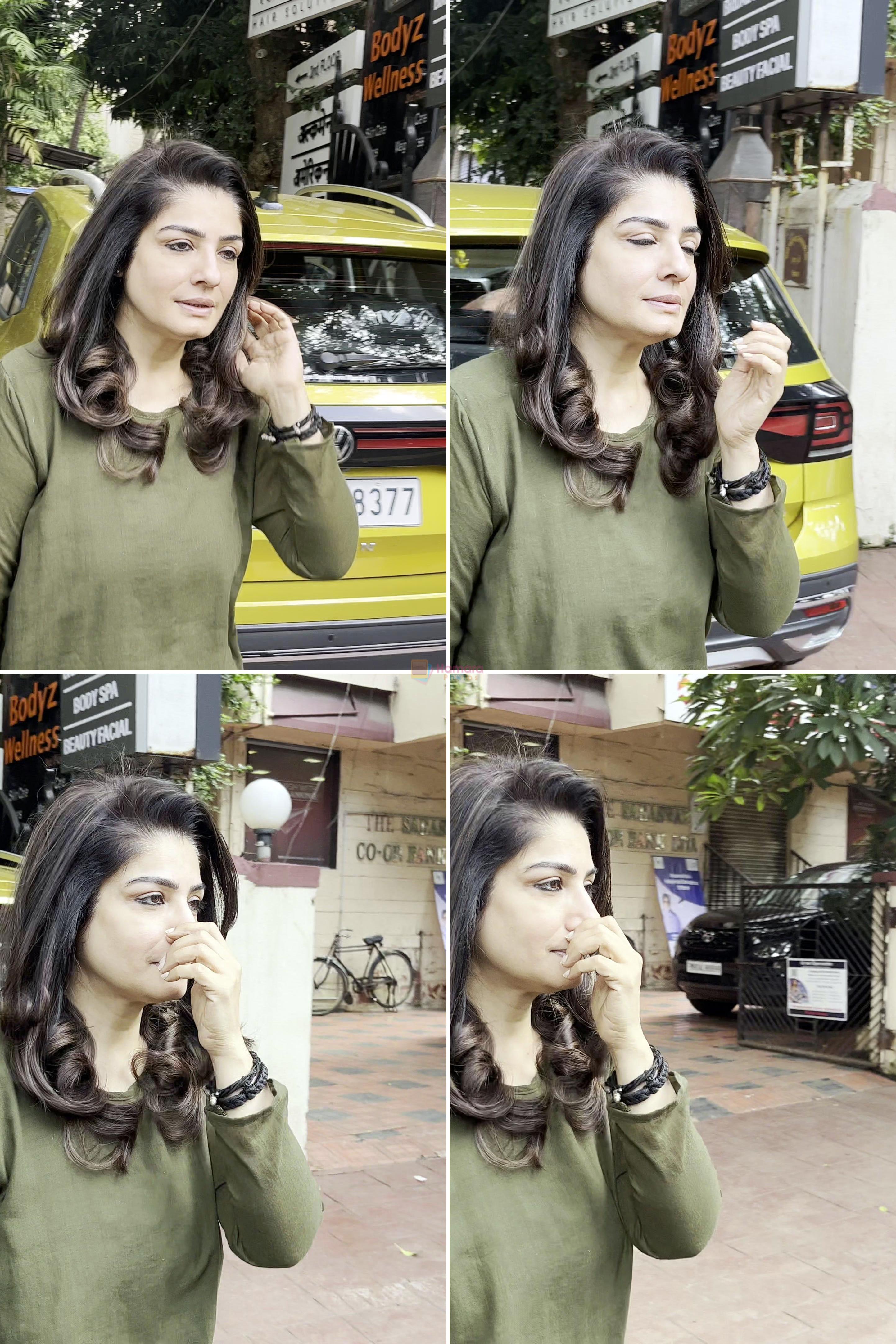 Raveena Tandon Spotted In Khar on 15th Sept 2023