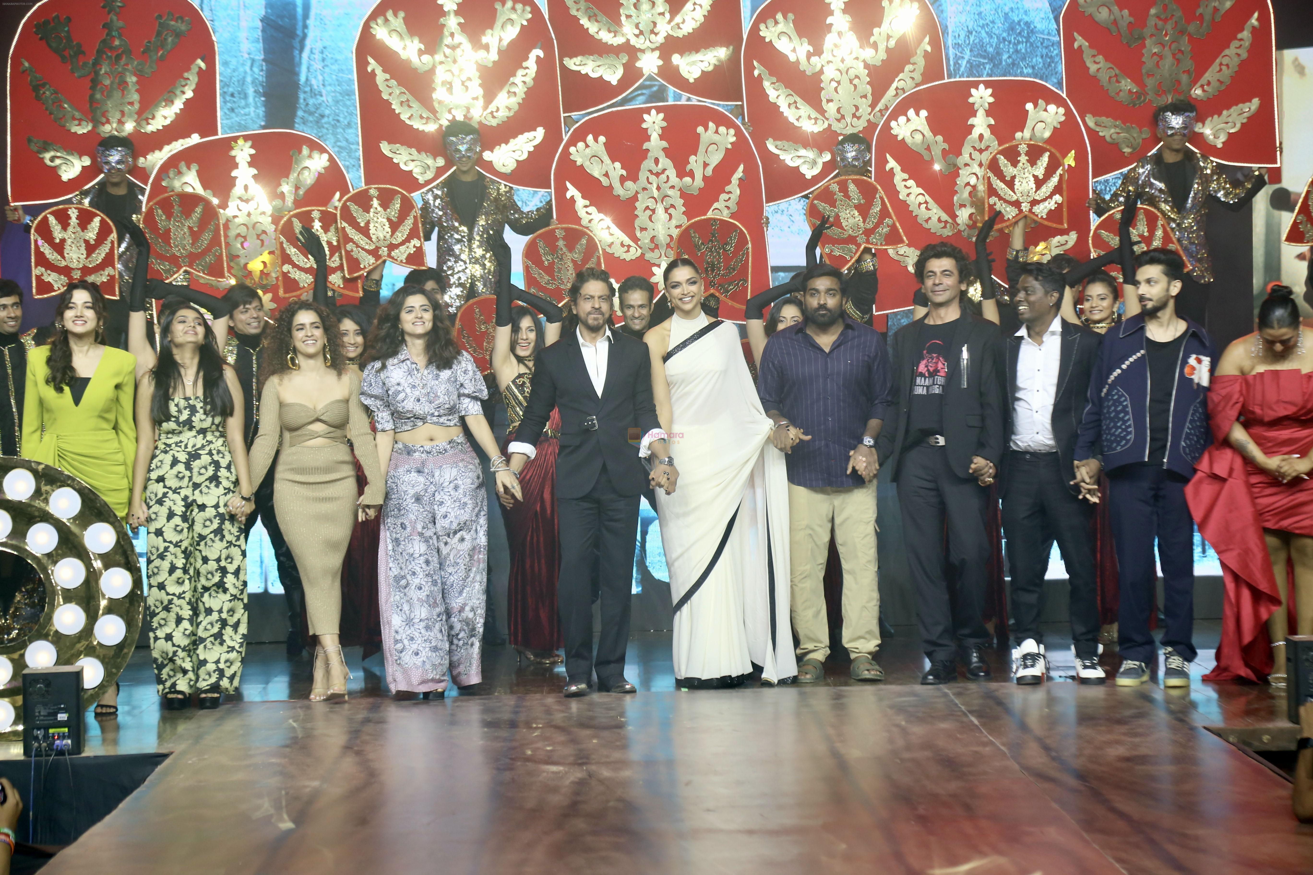 Aaliyah Qureshi, Anirudh Ravichander, Atlee Kumar, Deepika Padukone, Riddhi Dogra, Sanya Malhotra, Shah Rukh Khan, Sunil Grover, Vijay Sethupathi at Jawan Film Success Press Conference on 15th Sept 2023