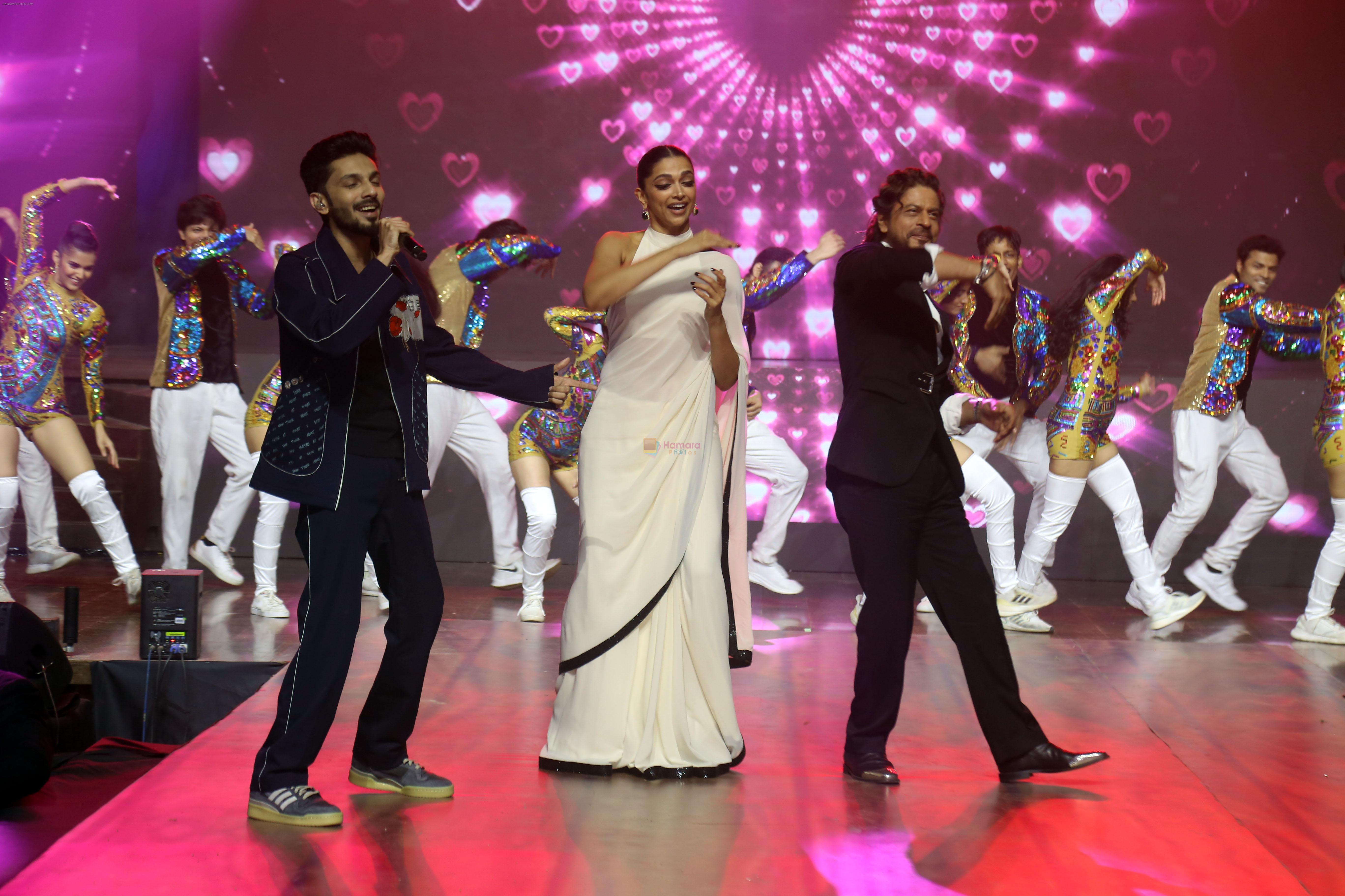 Anirudh Ravichander, Deepika Padukone, Shah Rukh Khan at Jawan Film Success Press Conference on 15th Sept 2023