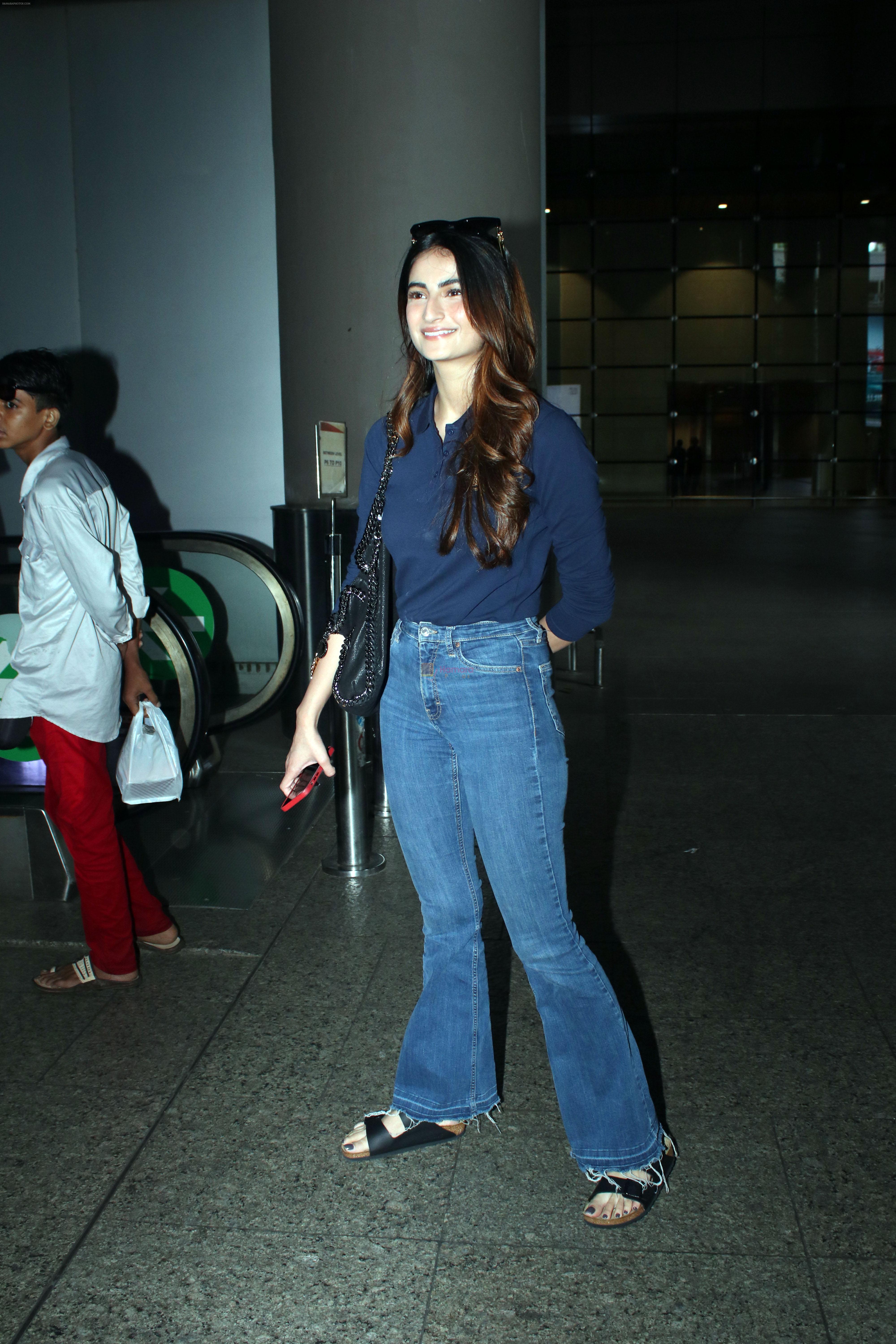 Palak Tiwari Spotted at Airport Arrival on 17th Sept 2023