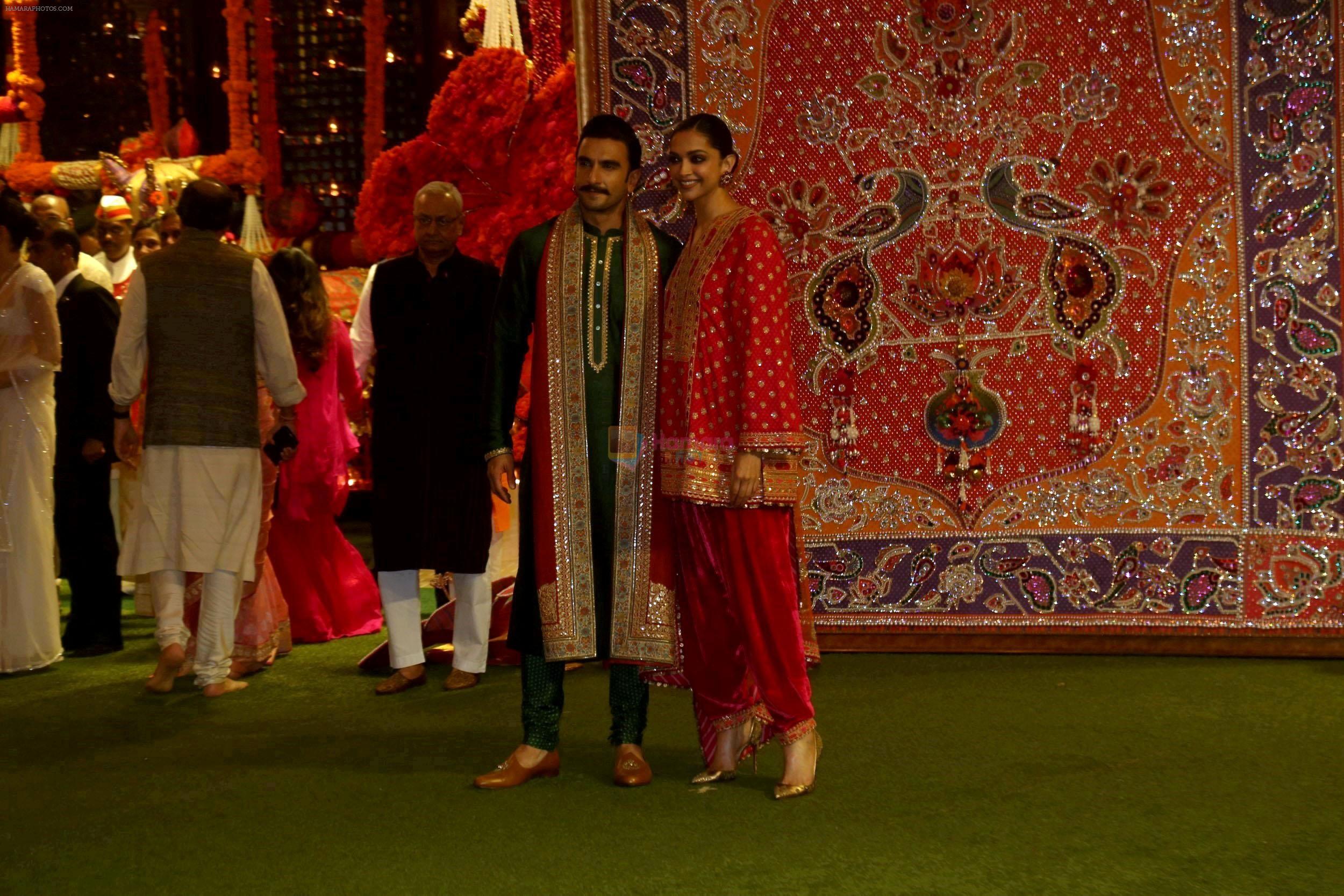 Deepika Padukone, Ranveer Singh at Ambani House Antilia for Ganpati Darshan on 19th Sept 2023