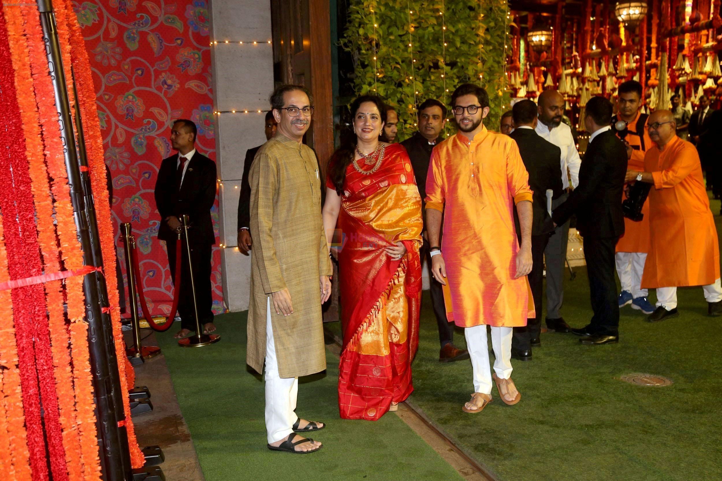 Aaditya Thackeray, Rashmi Thackeray, Uddhav Thackeray at Ambani House Antilia for Ganpati Darshan on 19th Sept 2023