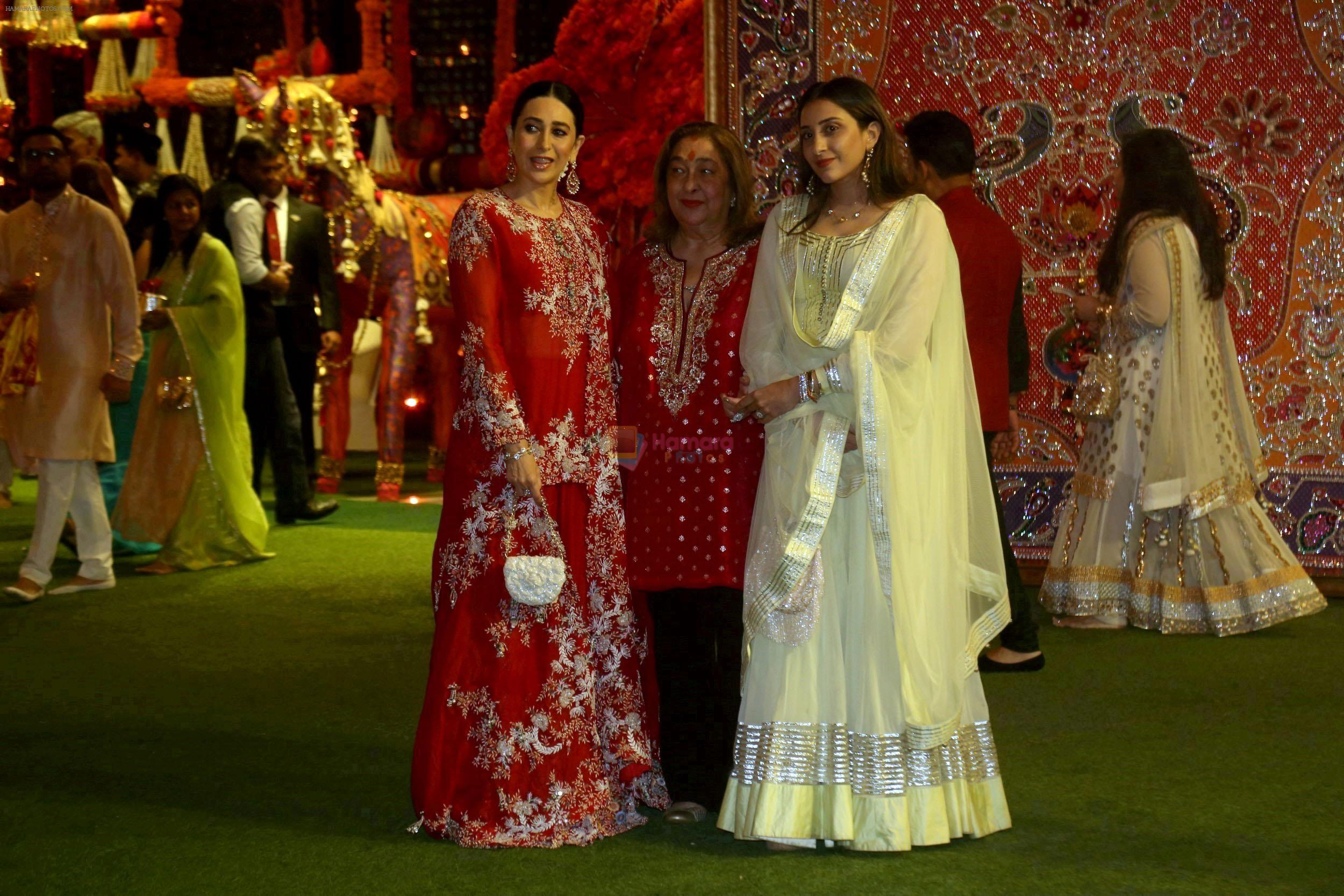 Anissa Malhotra Jain, Karisma Kapoor, Reema Kapoor at Ambani House Antilia for Ganpati Darshan on 19th Sept 2023