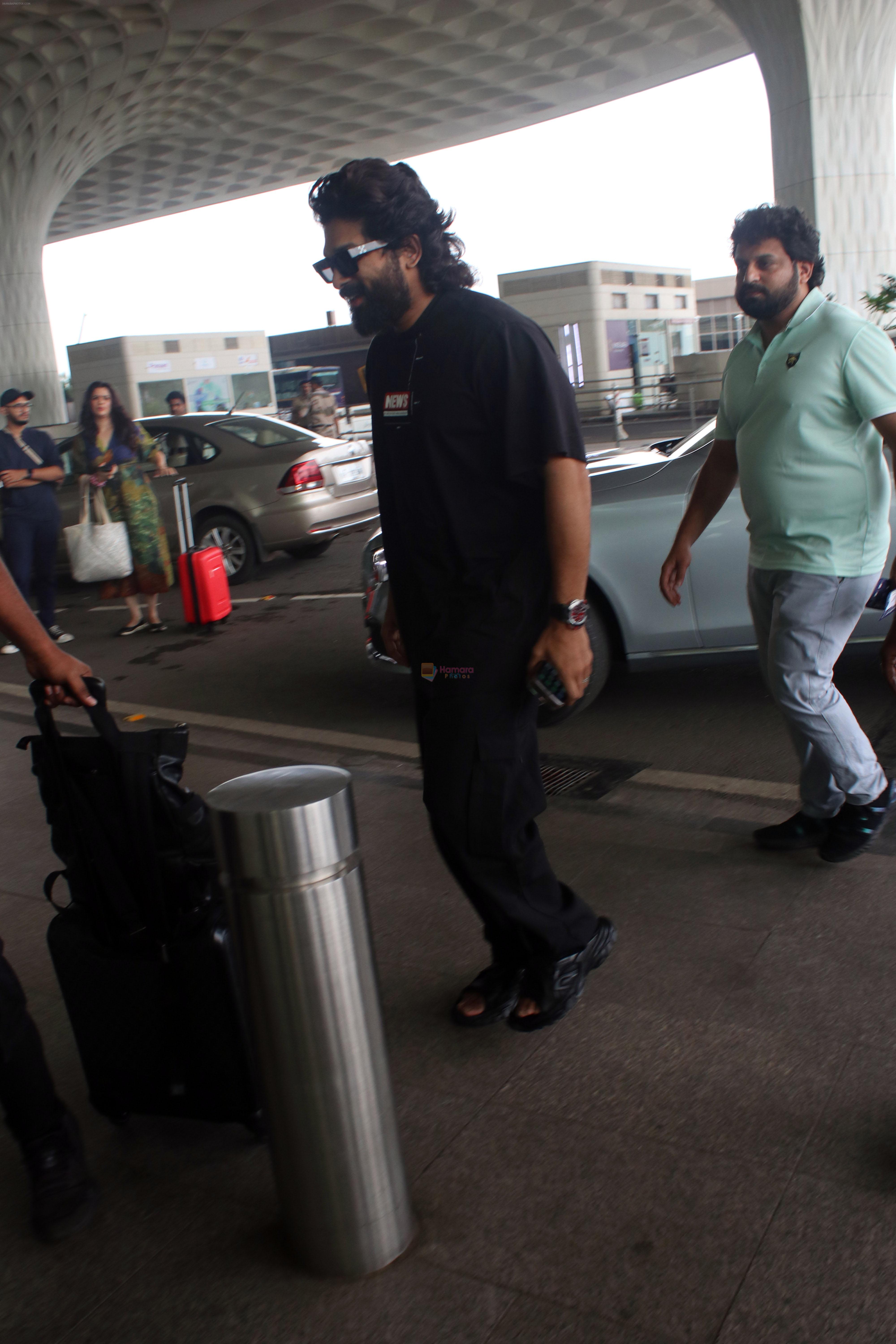 Allu Arjun spotted at Airport Departure on 23rd Sept 2023