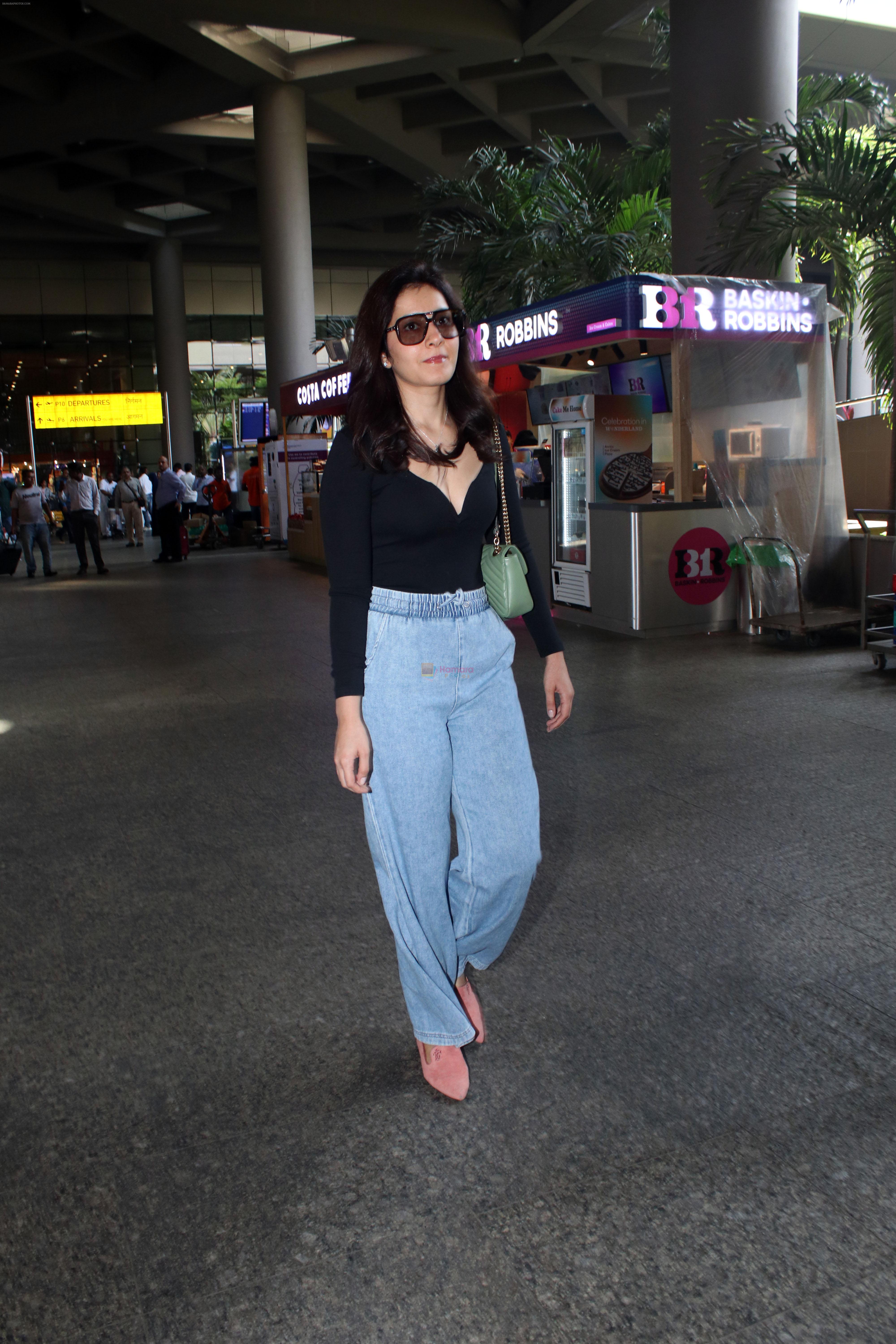 Raashi Khanna Spotted At Airport Arrival on 4th Oct 2023