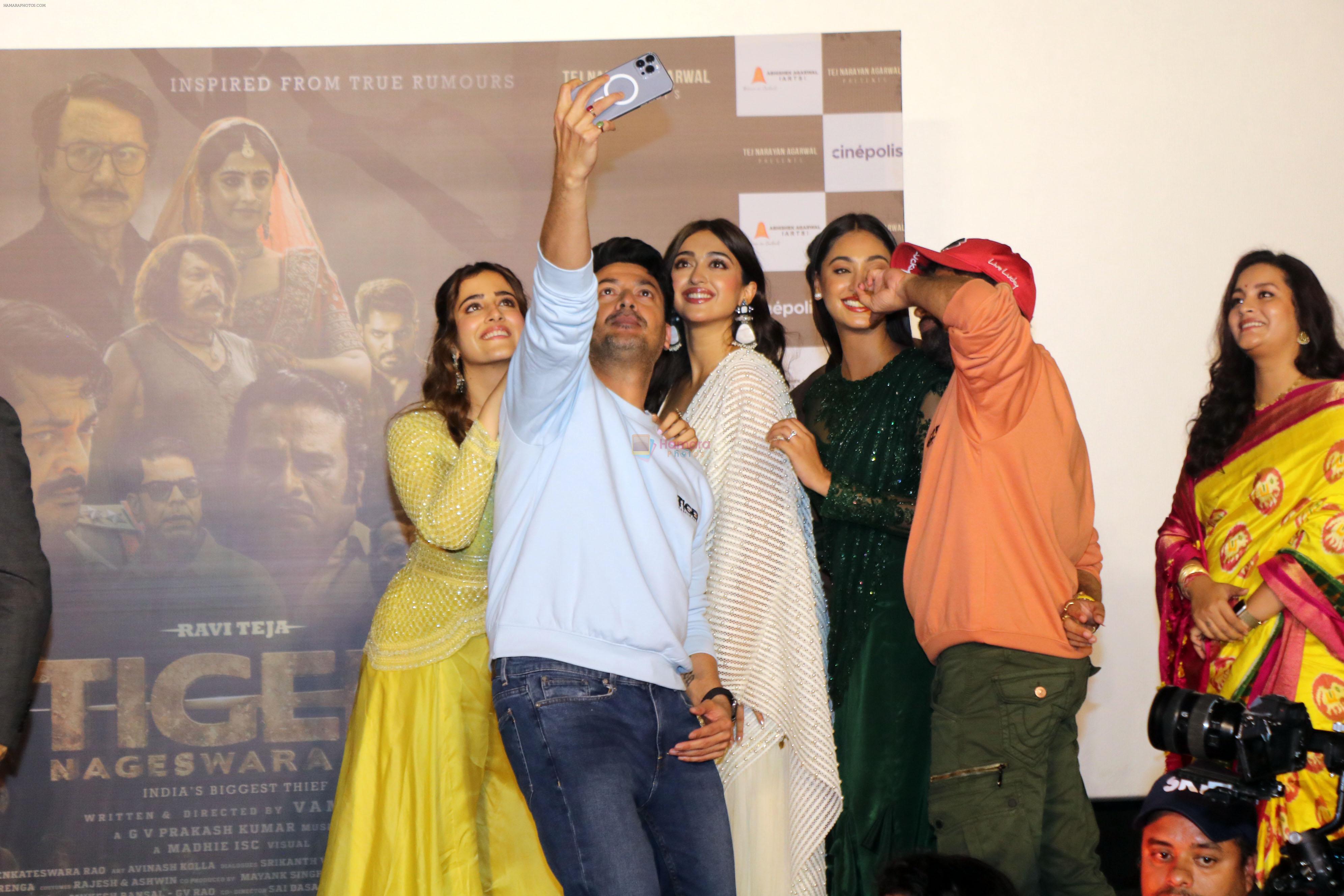 Anukreethy Vas, Gayatri Bhardwaj, Jisshu Sengupta, Nupur Sanon, Renu Desai at Tiger Nageswara Rao Trailer Launch on 3rd Oct 2023