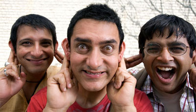 Sharman Joshi, Aamir Khan, Madhavan in 3 idiots