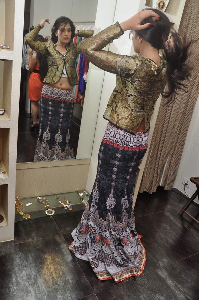 Richa Chadda at The Dressing room in Juhu, Mumbai on 3rd Sept 2012