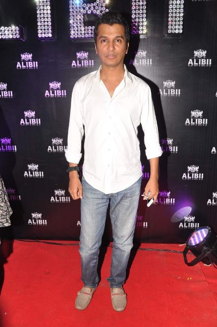 Vikram Phadnis snapped at the launch of Alibii lounge in Mumbai on 22nd Aug 2013