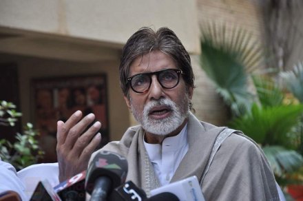 Amitabh Bachchan pledge their support towards the girl child through Plan India at his home on 9th Feb 2013