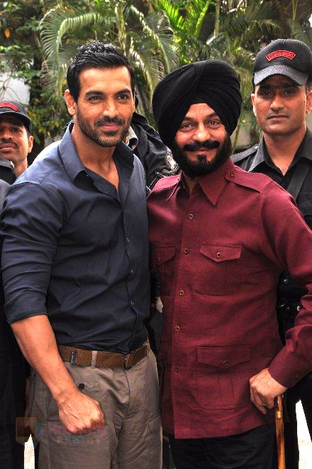 John Abraham promotes Madras Cafe in Mumbai on 28th Aug 2013