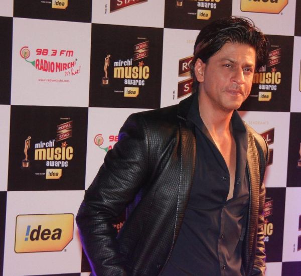 Shah Rukh Khan at Radio Mirchi's 6th Mirchi Music Awards