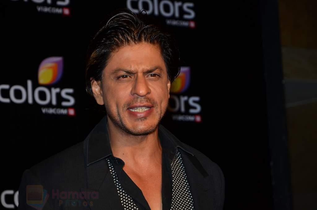 Shahrukh Khan at Colors red carpet in Grand Hyatt, Mumbai on 1st March 2014
