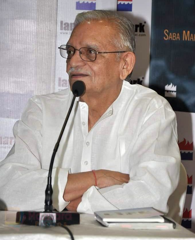 Gulzar at a book launch in Landmark, Mumbai on 1st March 2014