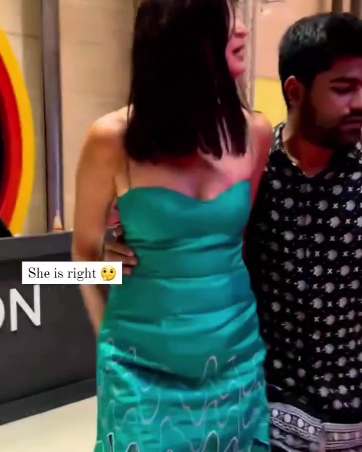 Aahana Kumra being touched inappropriately by a Another man