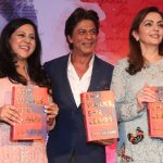 Gunjan Jain Author, Shah Rukh Khan and Nita Ambani at the unveiling of She Walks She Leads on 21st July 2016