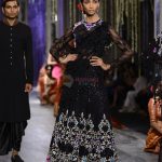 Model walk the ramp for Tarun Tahiliani show at the FDCI India Couture Week 2016 on 21st July 2016 (1)