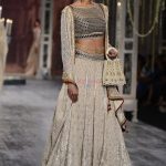 Model walks the ramp for Tarun Tahiliani show at the FDCI India Couture Week 2016 on 21st July 2016 (1)
