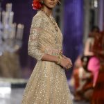 Model walks the ramp for Tarun Tahiliani show at the FDCI India Couture Week 2016 on 21st July 2016 (18)