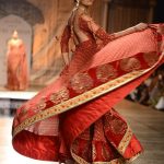 Models Walk the ramp for Reynu Taandon at the FDCI India Couture Week 2016 (3)